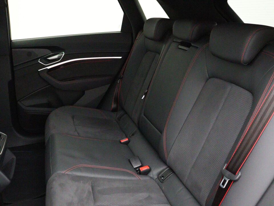 Audi Q8 e-tron 50 quattro S Edition 95 kWh