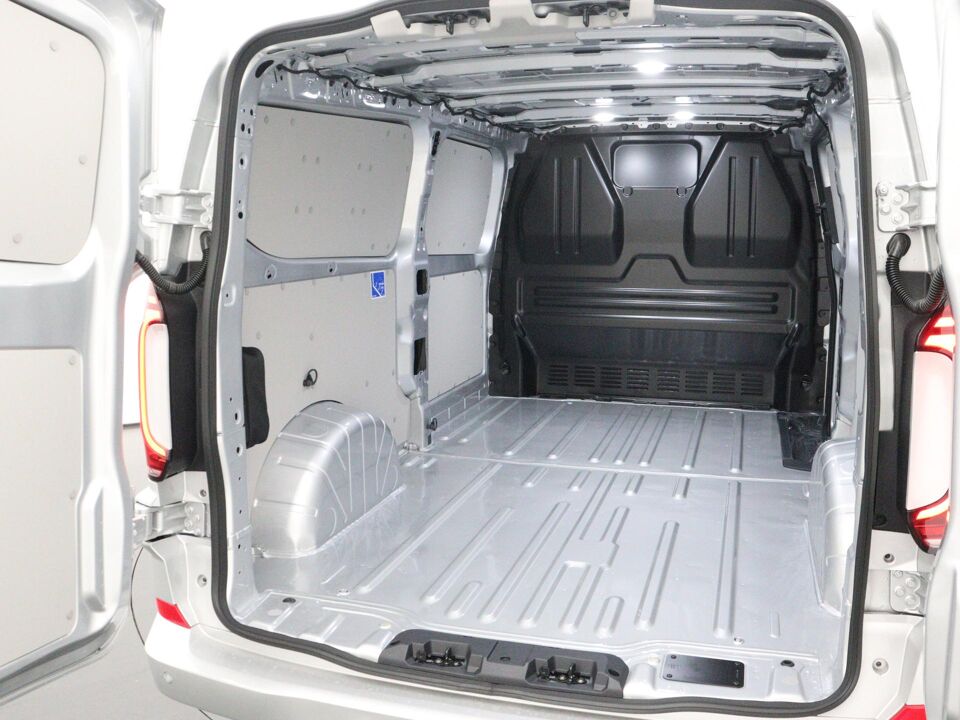 VW-Bedrijfswagens E-Transporter Bulli L2 210 kW / 286 pk