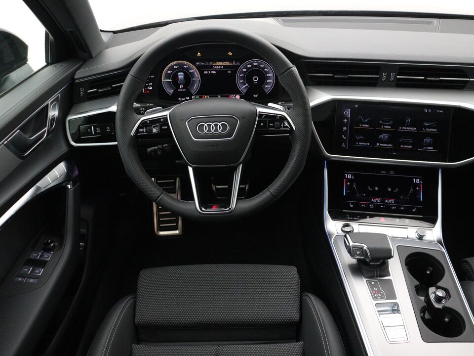 Audi A6 Avant S edition Competition 50 TFSI e 220 kW / 299 PK