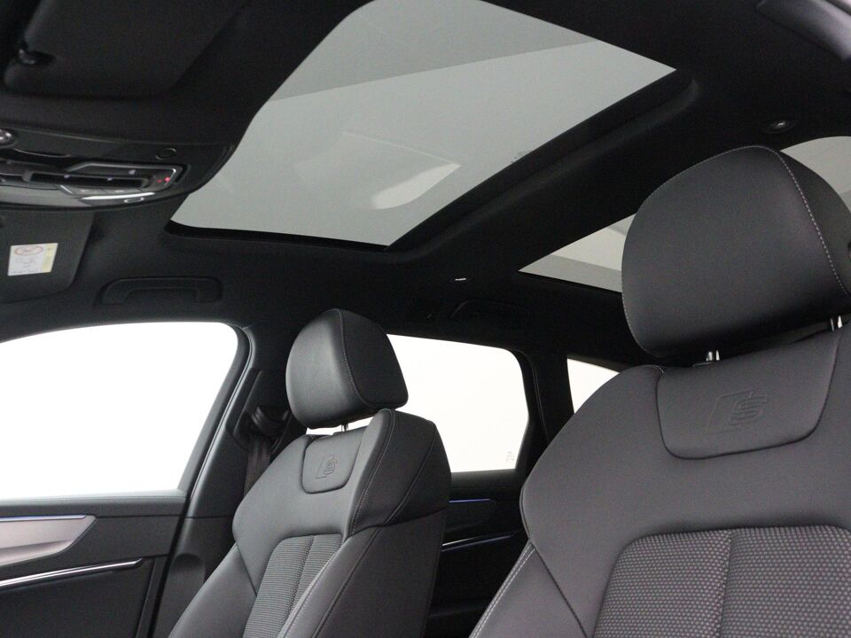Audi A6 Avant S edition Competition 50 TFSI e 220 kW / 299 PK