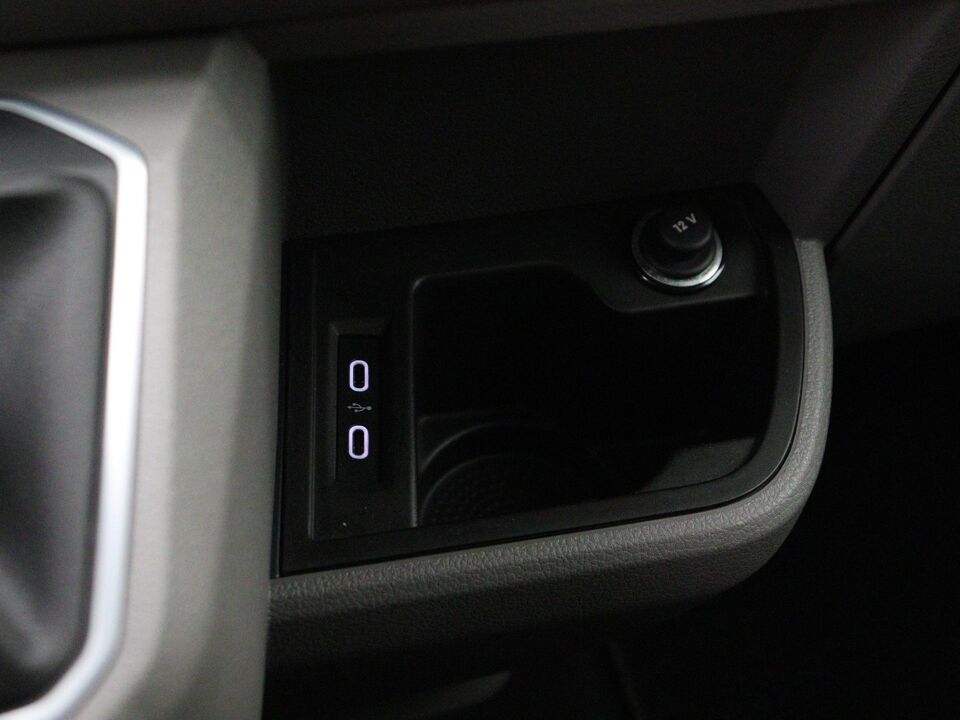 VW-Bedrijfswagens Transporter 2.0 TDI 150 PK DSG L2H1 28 Bulli