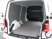 VW-Bedrijfswagens Transporter 2.0 TDI 150 PK DSG L2H1 30 Highline