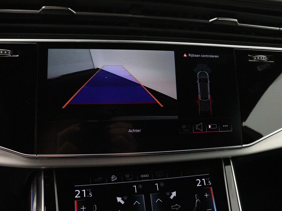 Audi Q8 Pro Line S 55 TFSI e 290 kW / 394 PK