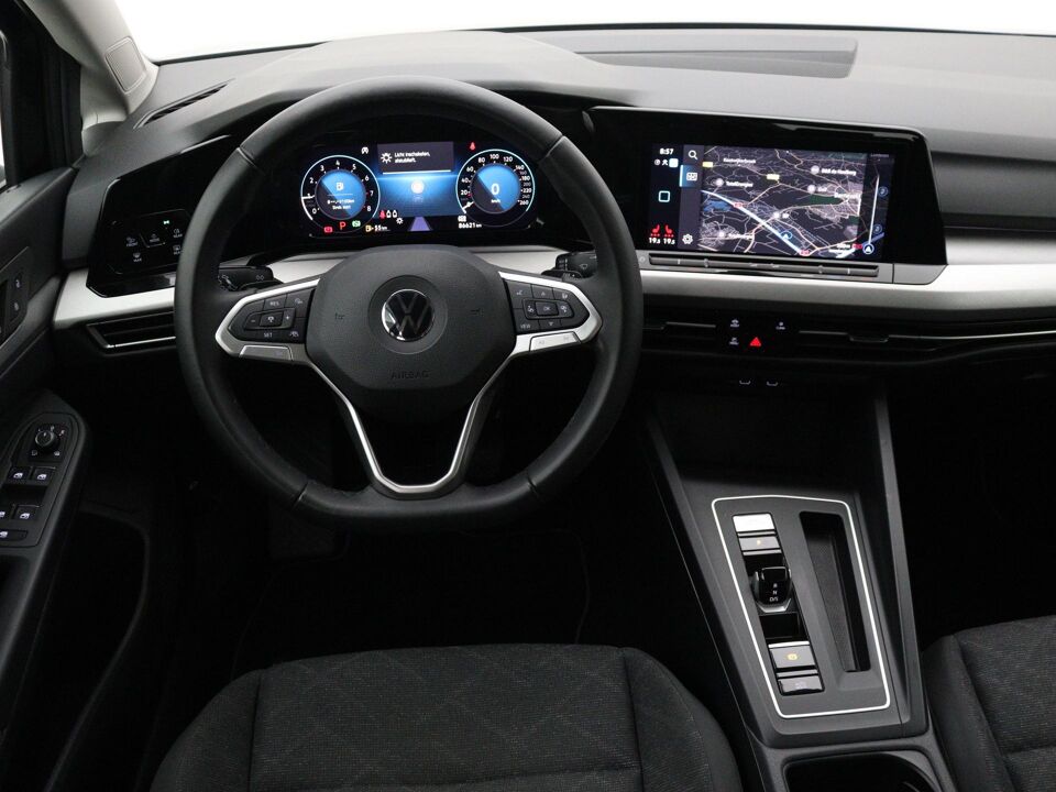 Volkswagen GOLF Variant 1.5 eTSI Life Business