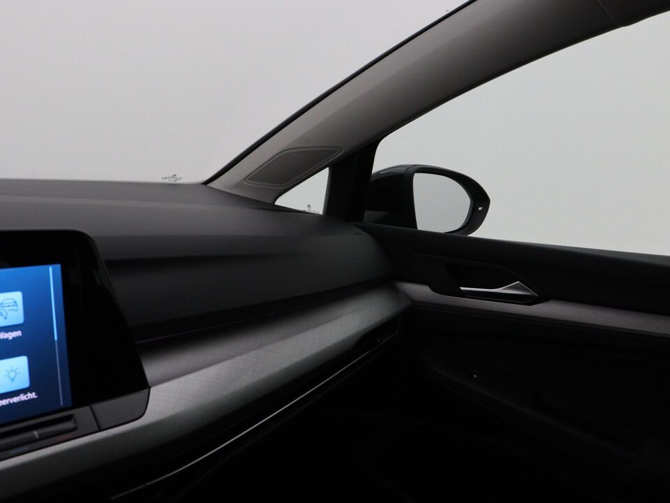 Volkswagen GOLF Variant 1.5 eTSI Life Business