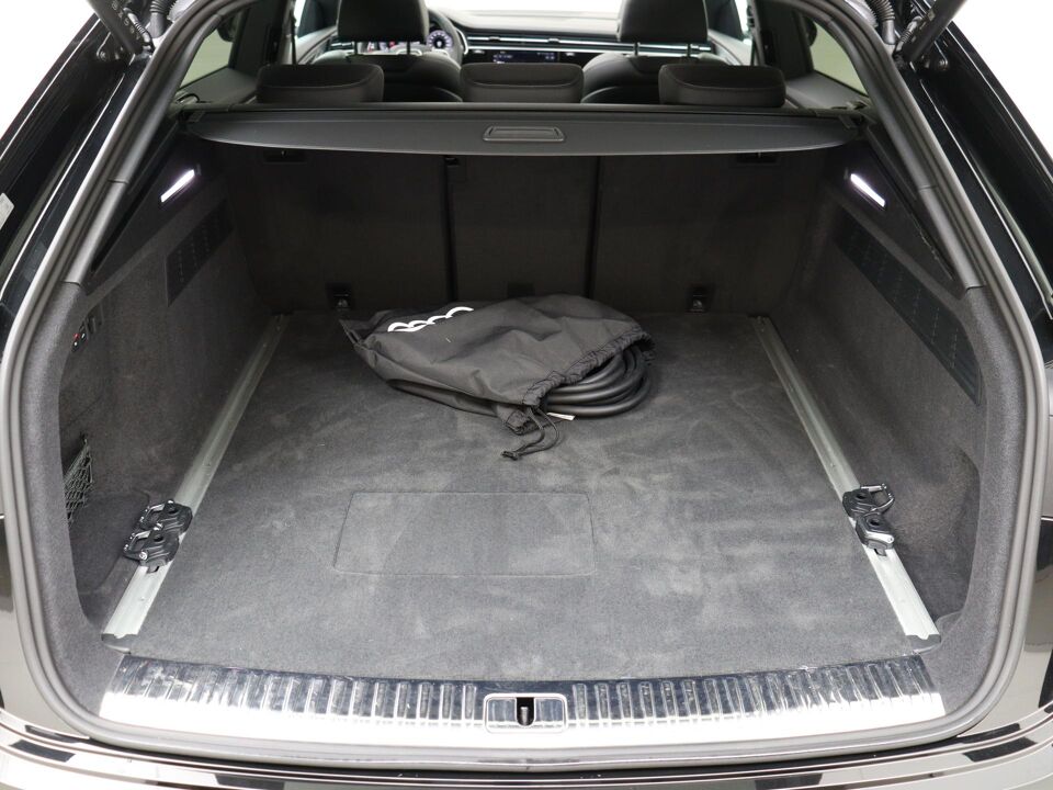Audi Q8 55 TFSI e 394 PK Quattro S-Line