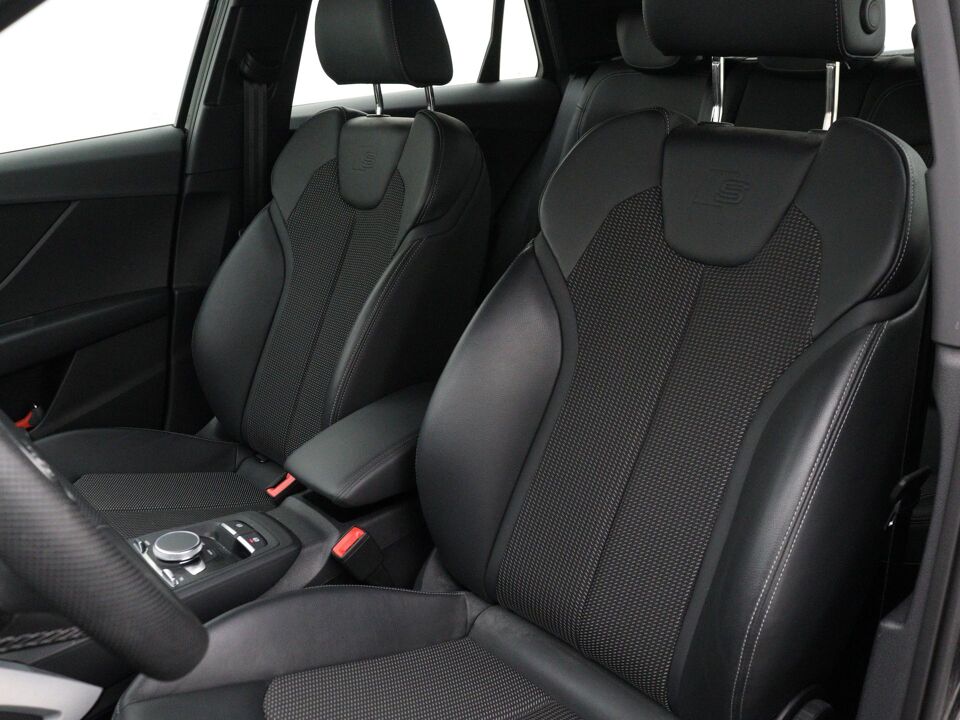 Audi Q2 35 TFSI S Edition