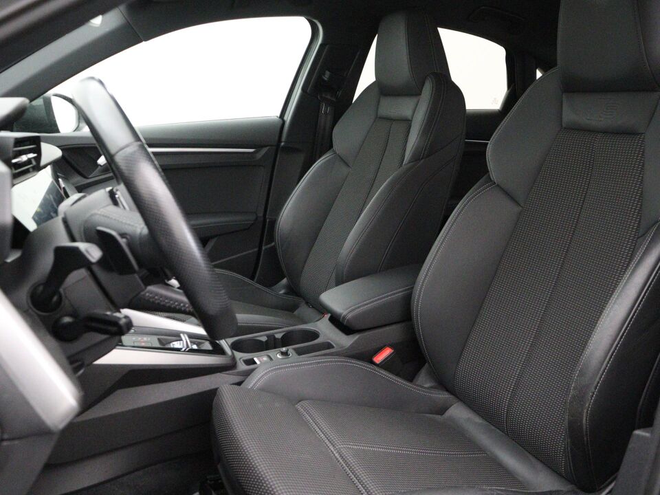 Audi A3 Limousine 35 TFSI S edition