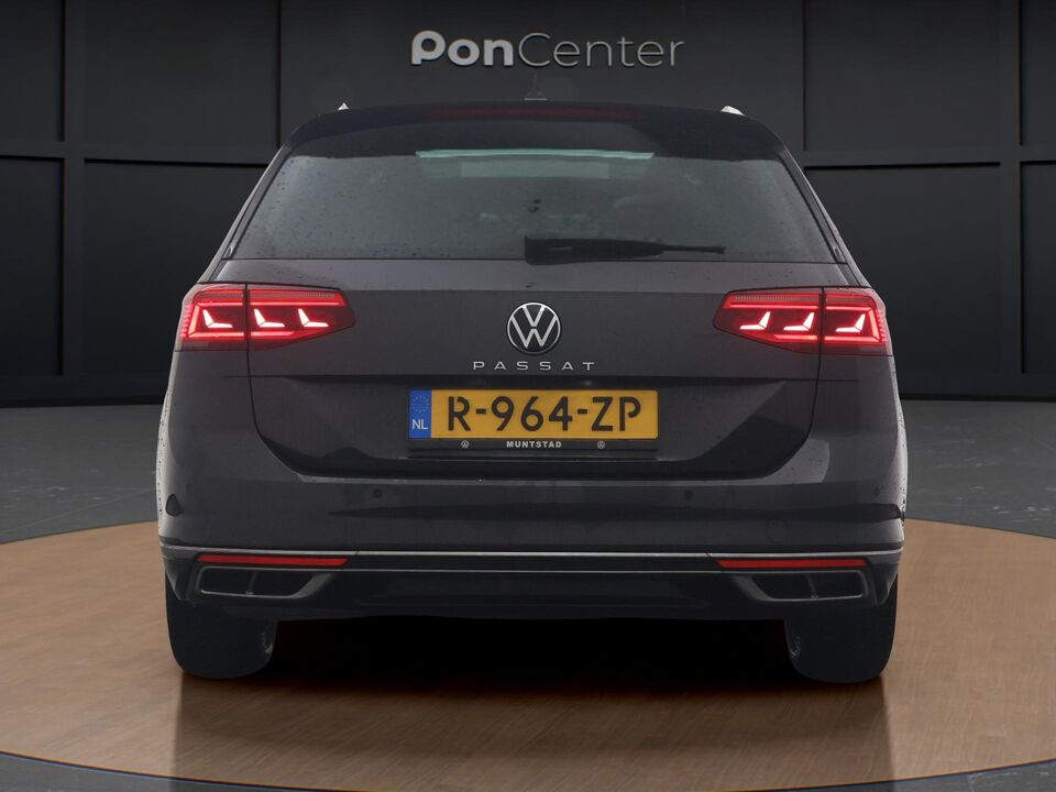Volkswagen Passat Variant 1.5 TSI R-Line Business +