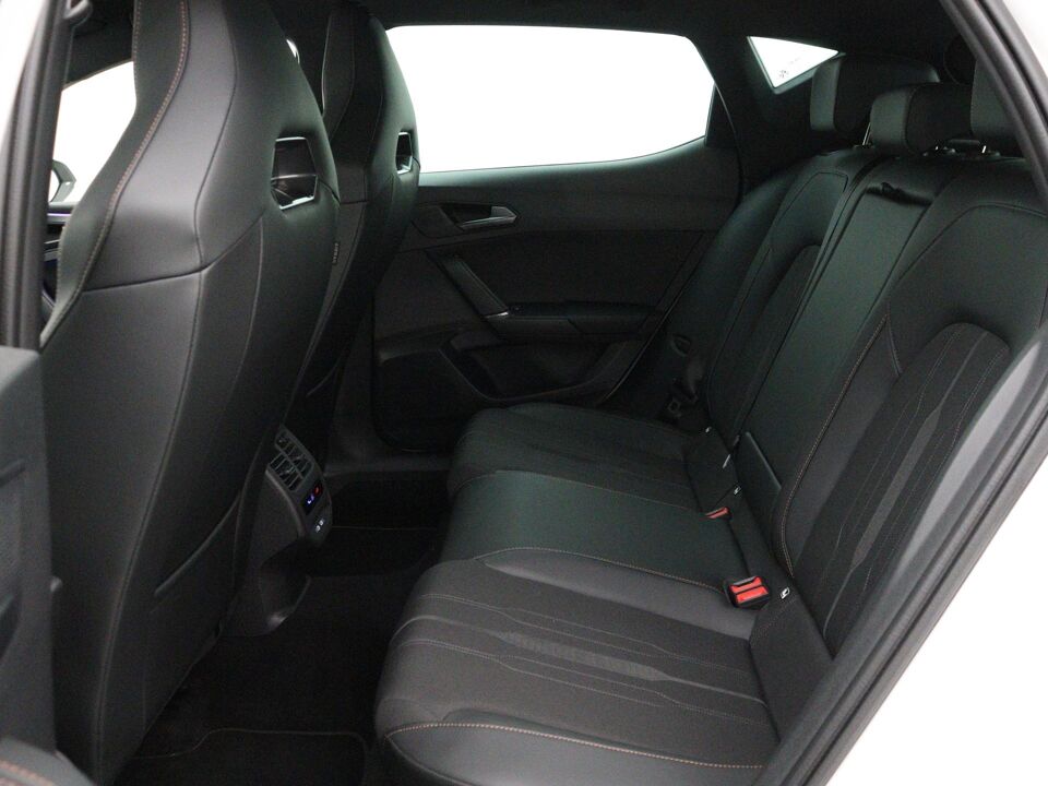 CUPRA Leon 1.4 e-Hybrid Business