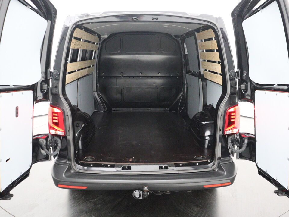 VW-Bedrijfswagens Transporter 2.0 TDI 110 PK L1H1 Trendline