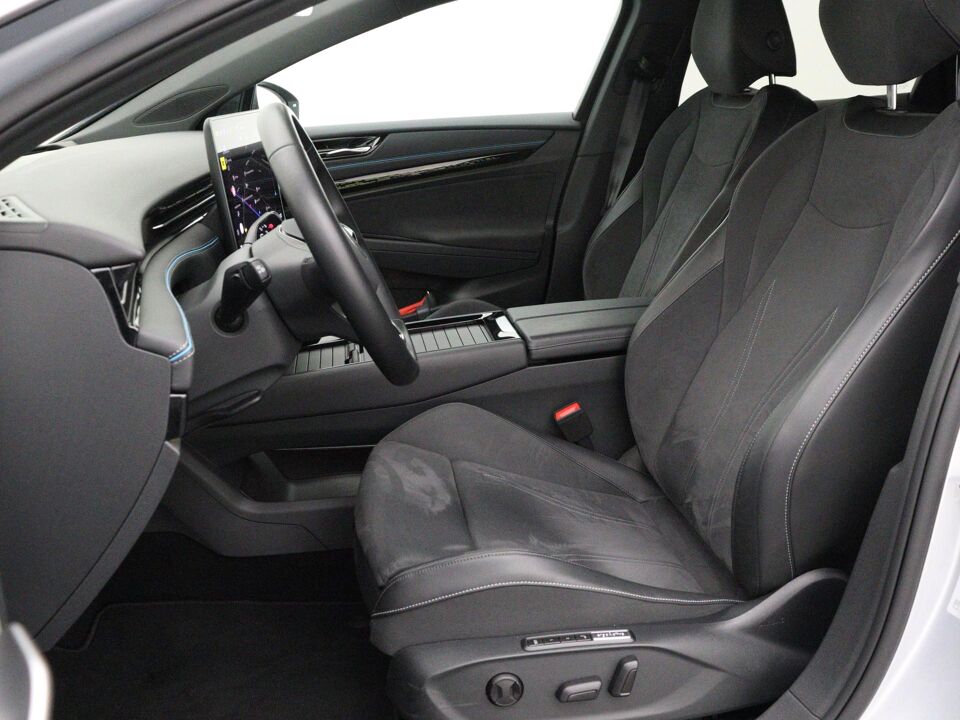 Volkswagen ID.7 Pro Business 77 kWh