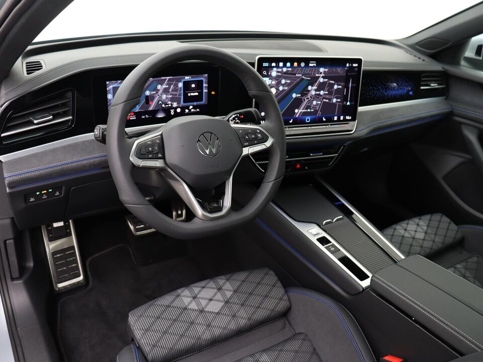 Volkswagen Passat Variant R-Line-Edition 1.5 eHybrid 200 kW / 272 pk