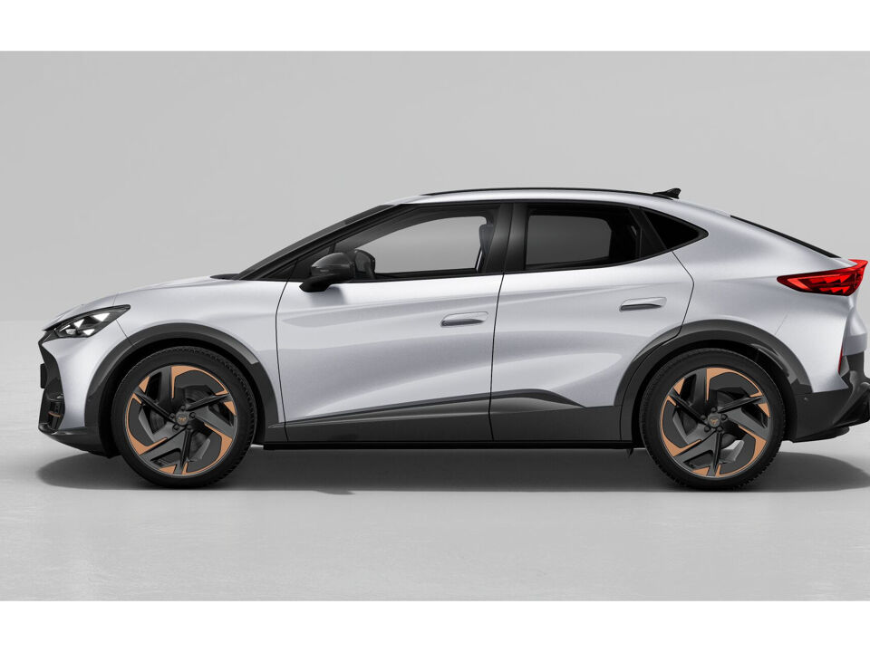 CUPRA Tavascan Adrenaline