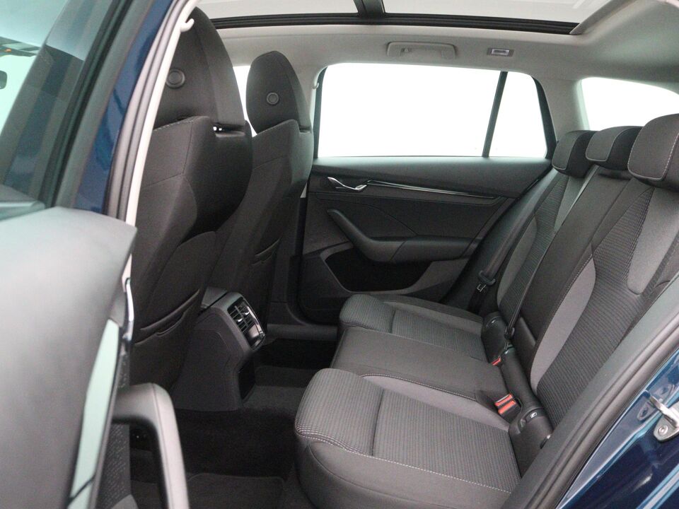 Škoda Octavia Combi 1.5 e-TSI Business Edition Plus