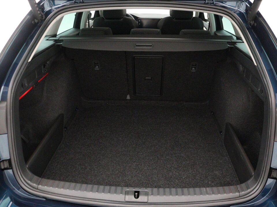 Škoda Octavia Combi 1.5 e-TSI Business Edition Plus