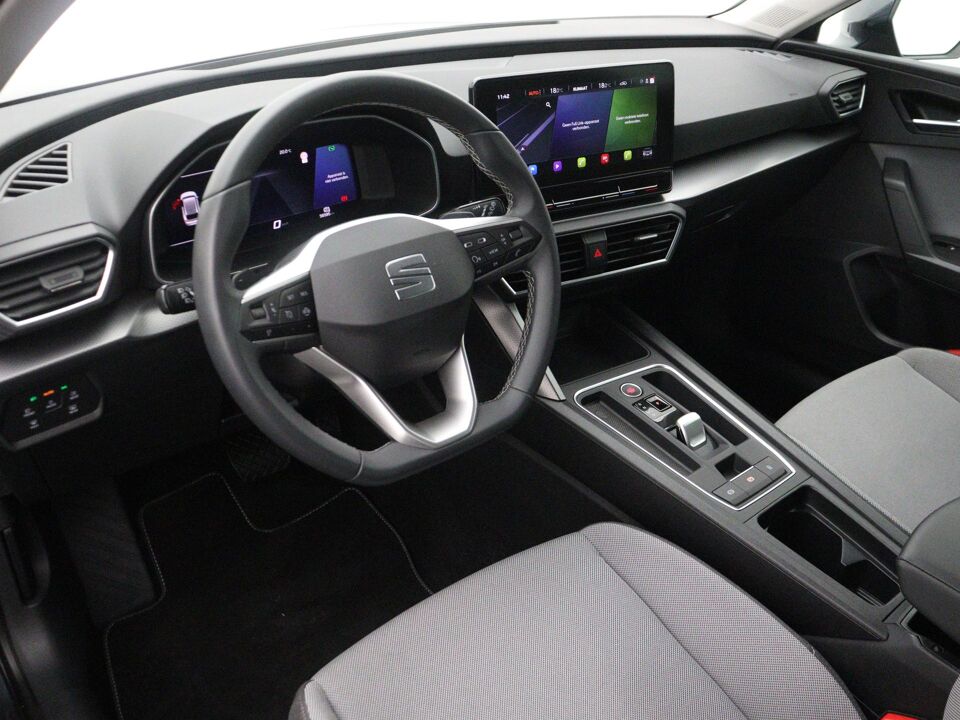 SEAT Leon Sportstourer 1.0 eTSI Business Intense