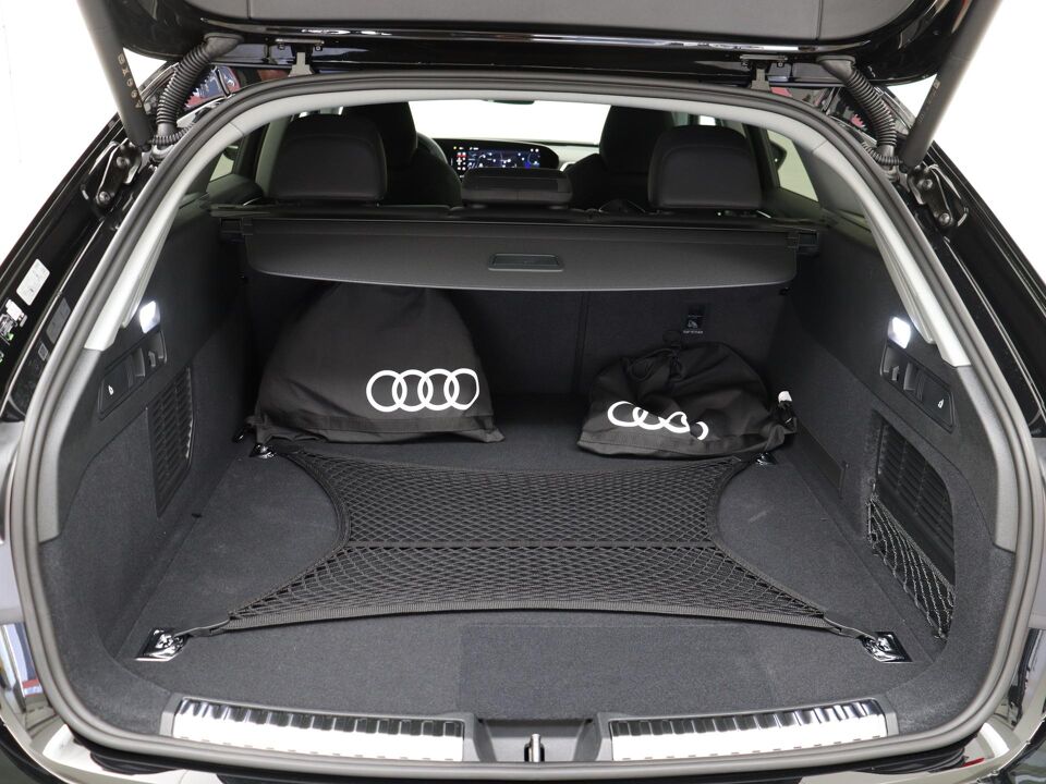 Audi A5 Avant e-hybrid Advanced edition 2.0 TFSI e 220 kW / 299 PK