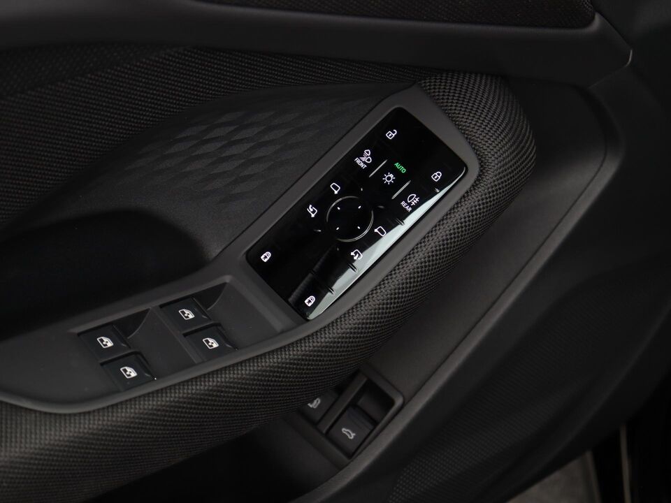 Audi A5 Avant e-hybrid Advanced edition 2.0 TFSI e 220 kW / 299 PK