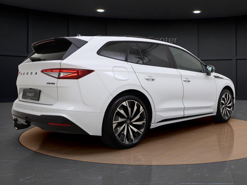 Škoda Enyaq Sportline 210 kW / 286 PK