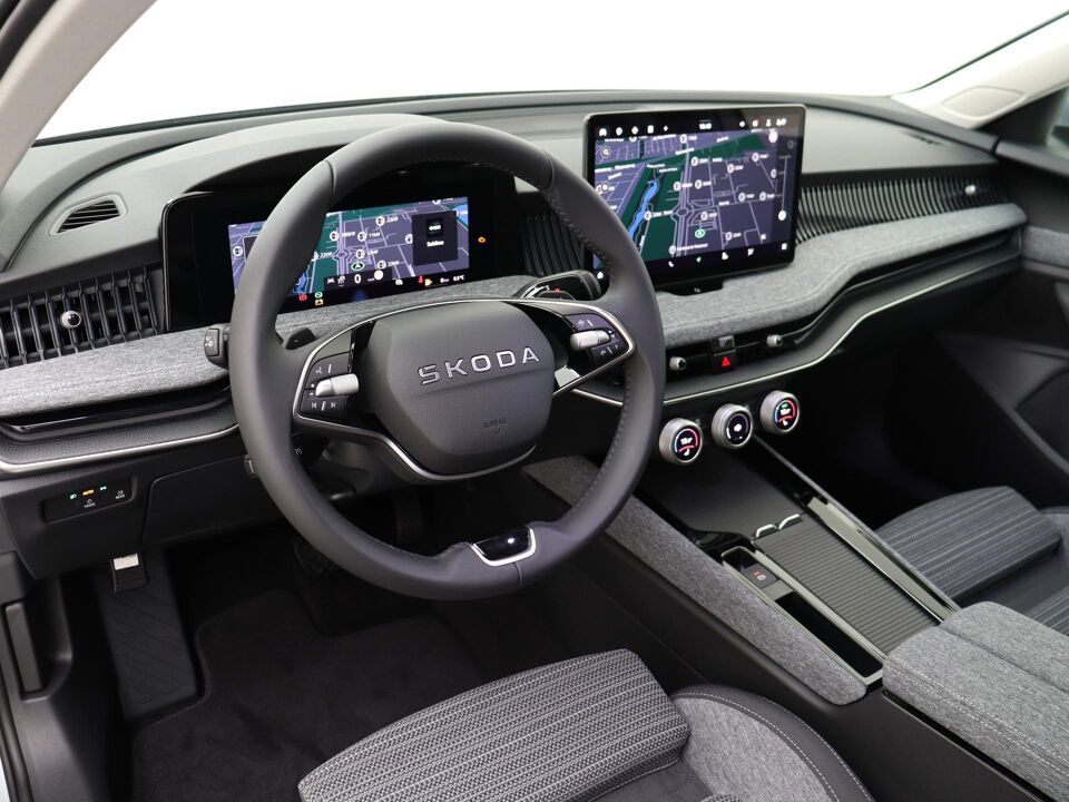 Škoda Superb Combi Business Edition 1.5 TSI m-HEV 110 kW / 150 PK