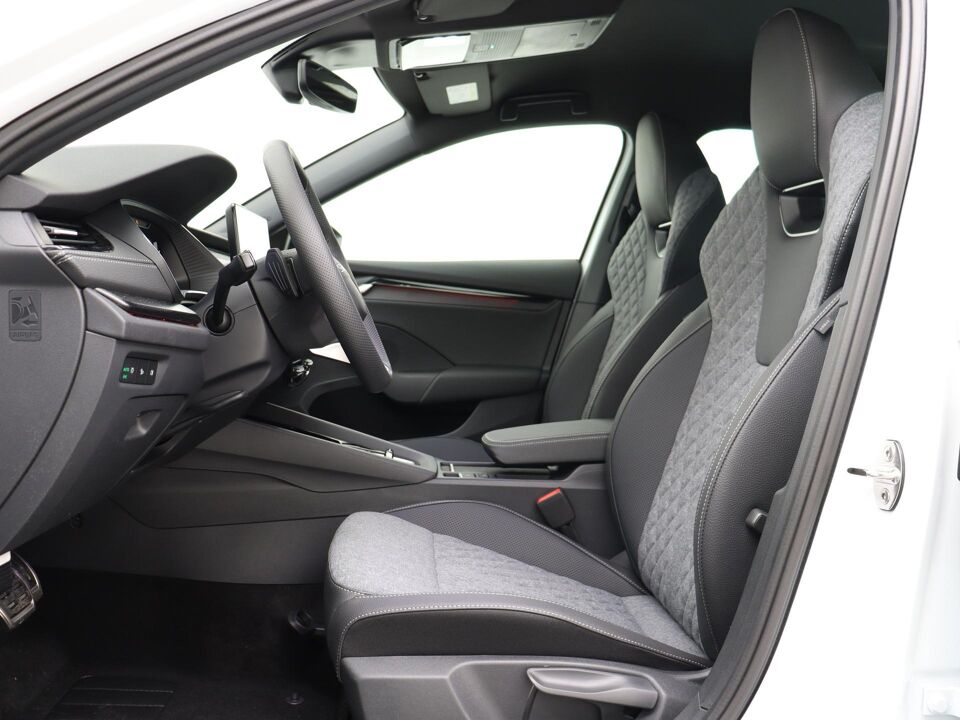 Škoda Octavia Combi Sportline Business 1.5 TSI m-HEV 110 kW / 150 PK