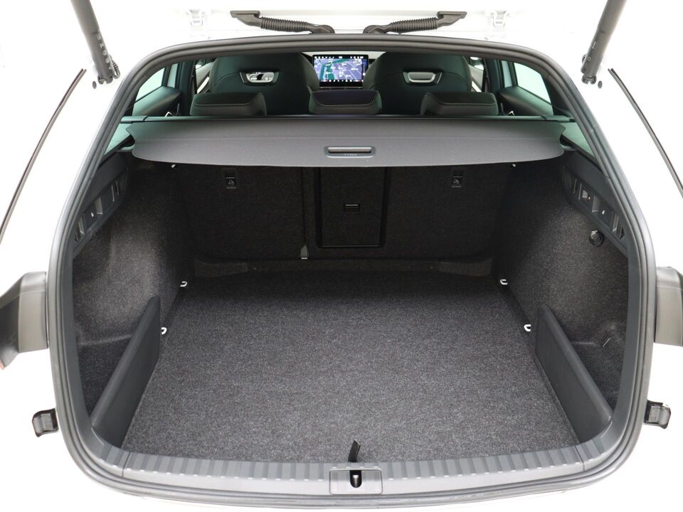 Škoda Octavia Combi Sportline Business 1.5 TSI m-HEV 110 kW / 150 PK