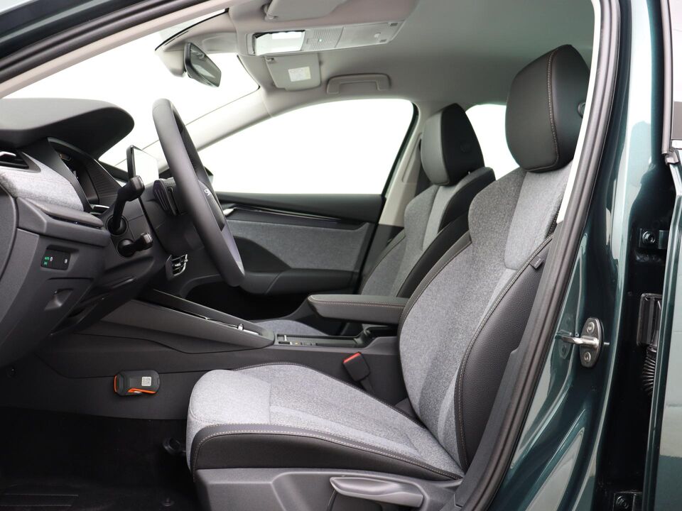 Škoda Octavia Combi Business Edition Plus 1.5 TSI m-HEV 85 kW / 115 PK