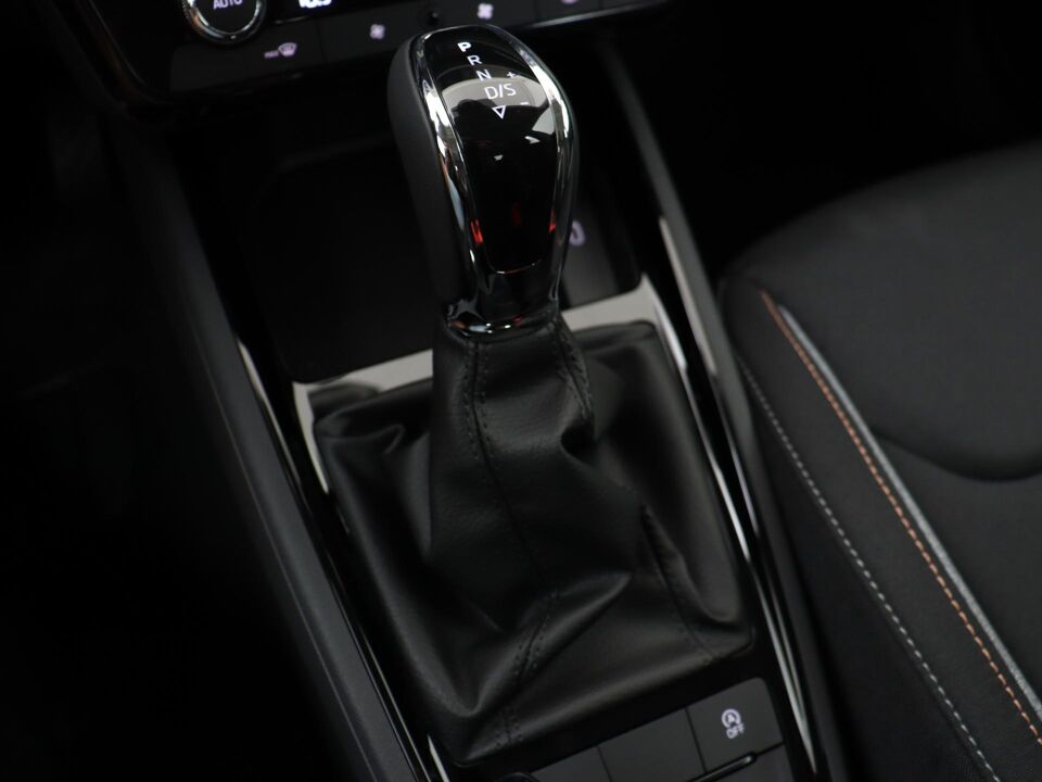 Škoda Kamiq Selection 1.0 TSI 85 kW / 115 PK
