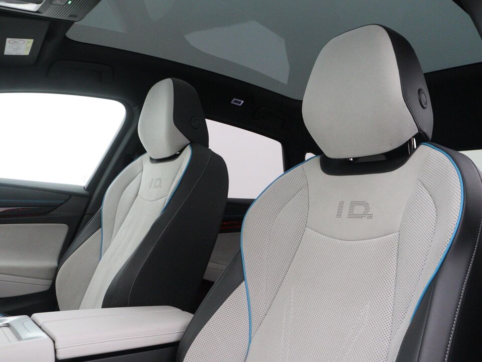 Volkswagen ID.7 Pro Business 77 kWh