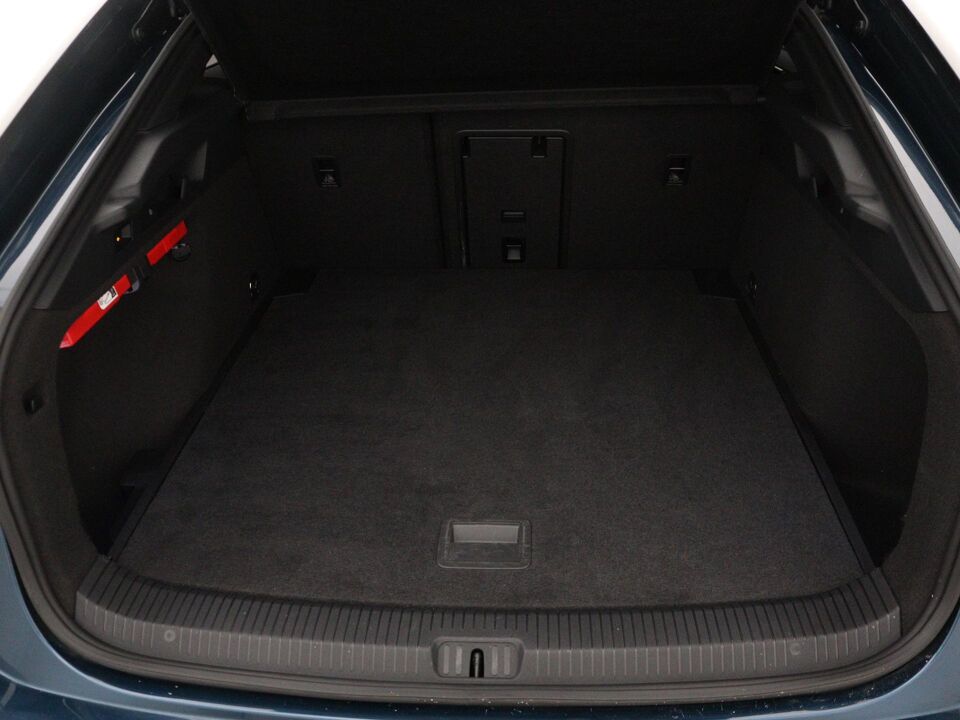 Volkswagen ID.7 Pro Business 77 kWh