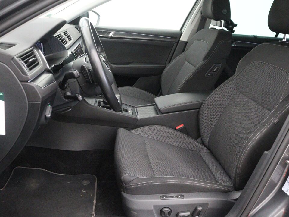 Škoda Superb Combi 1.4 TSI iV Business Edition Plus
