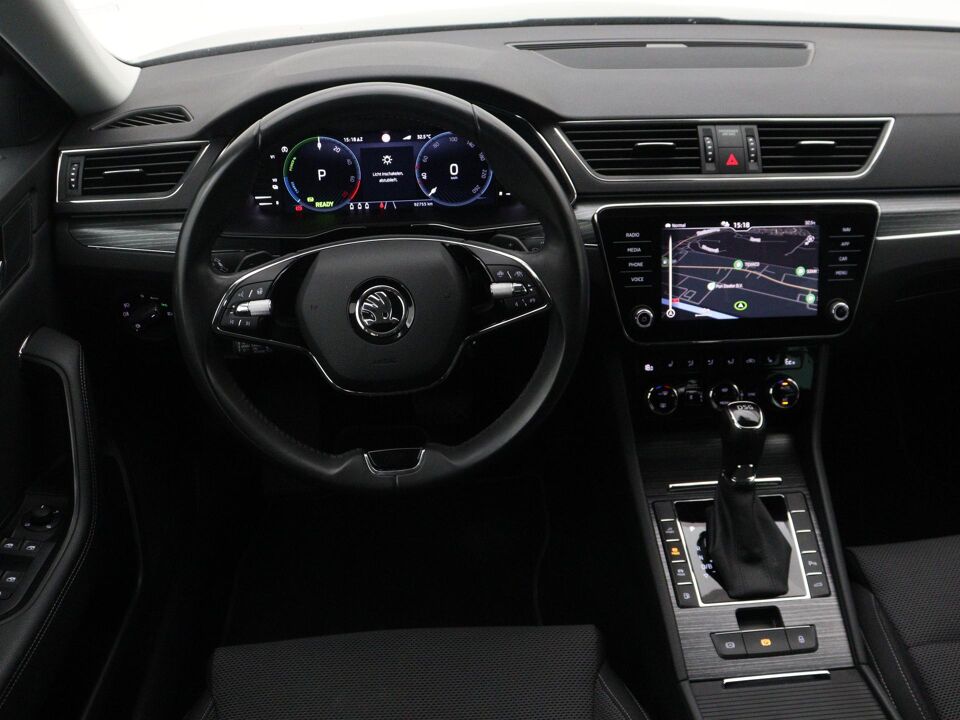Škoda Superb Combi 1.4 TSI iV Business Edition Plus