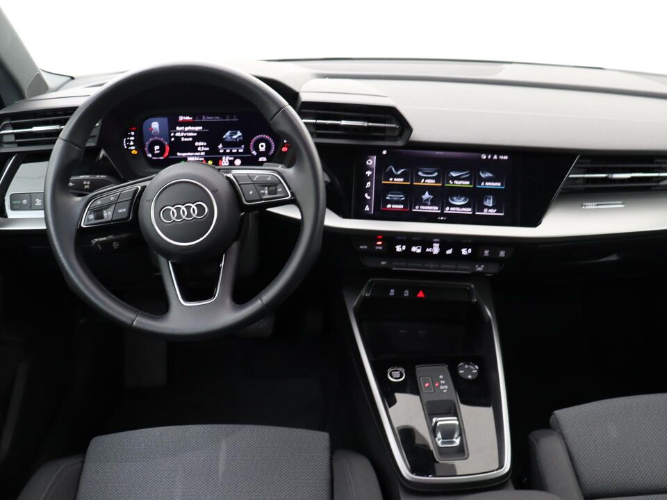 Audi A3 Sportback 30 TFSI Attitude