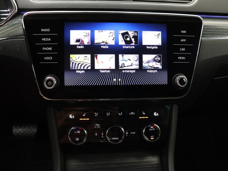 Škoda Superb Combi 1.4 TSI 218 PK iV Business Edition Plus