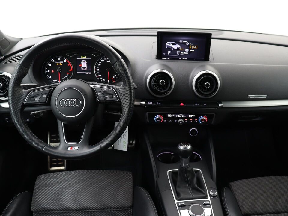 Audi A3 Sportback 30 TFSI Sport S-Line Edition