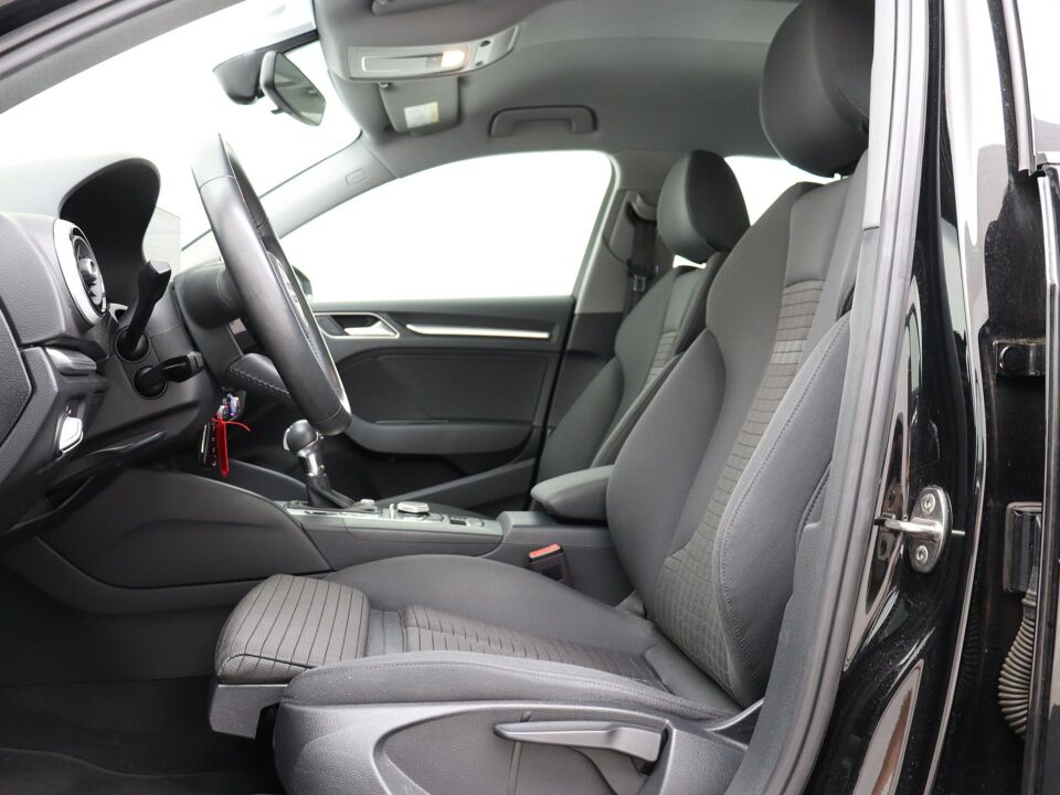 Audi A3 Sportback 30 TFSI Sport Lease Edition