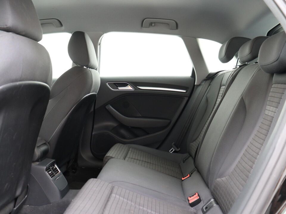 Audi A3 Sportback 30 TFSI Sport Lease Edition