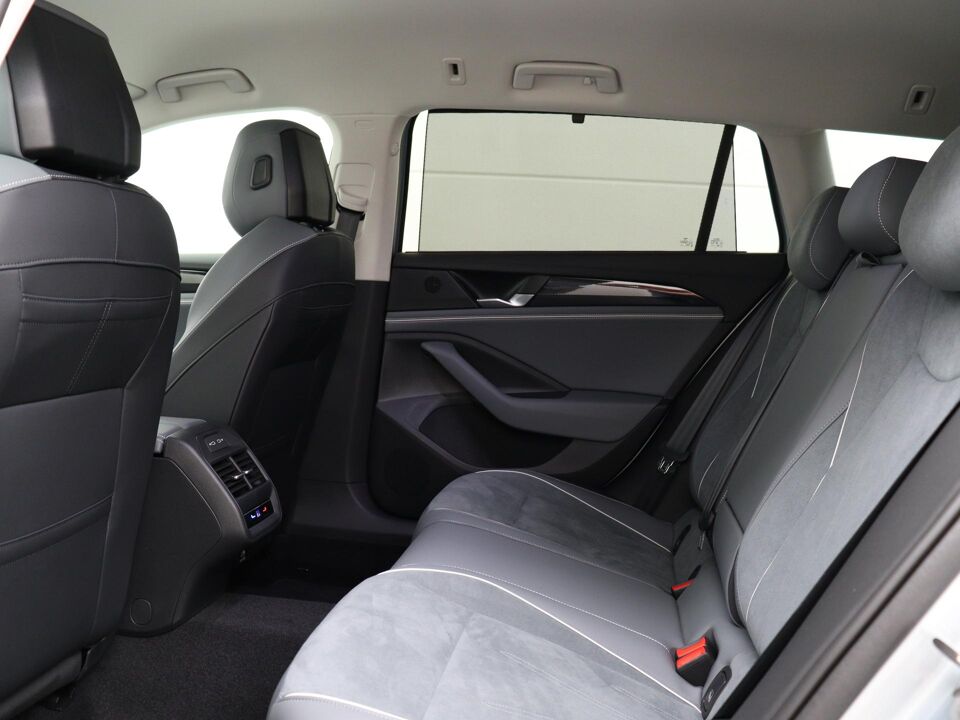 Volkswagen Passat Variant 1.5 eHybrid 204PK Business