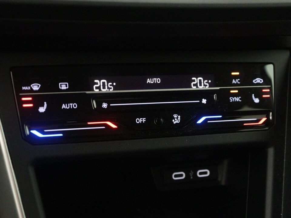 Volkswagen Polo 1.0 TSI Life Business
