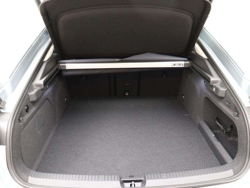 Škoda Superb Business Edition 1.5 TSI PHEV 150 kW / 204 PK