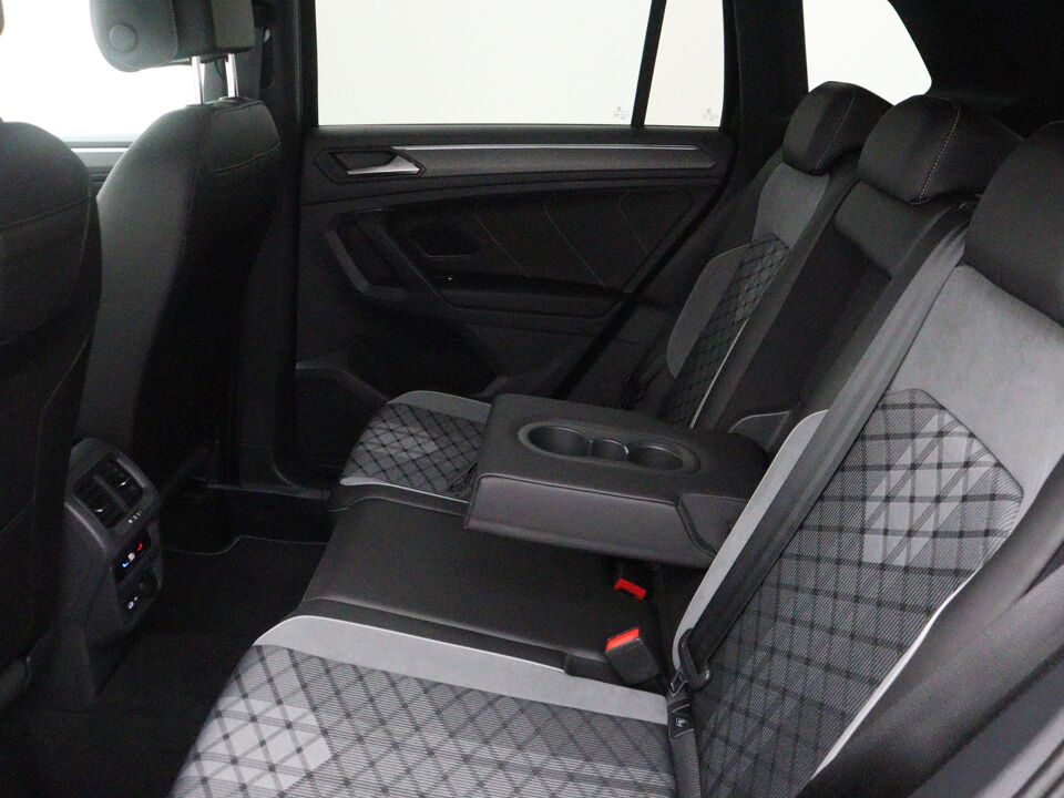 Volkswagen Tiguan 1.5 TSI R-Line Business+