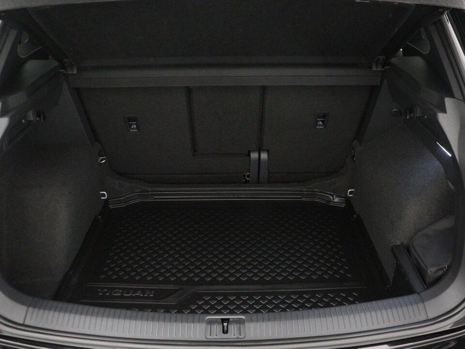 Volkswagen Tiguan 1.5 TSI R-Line Business+