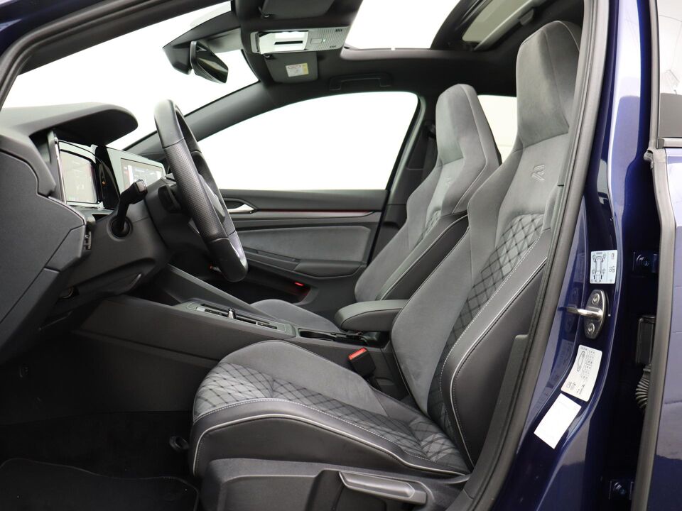 Volkswagen Golf 1.5 eTSI 150PK R-Line DSG