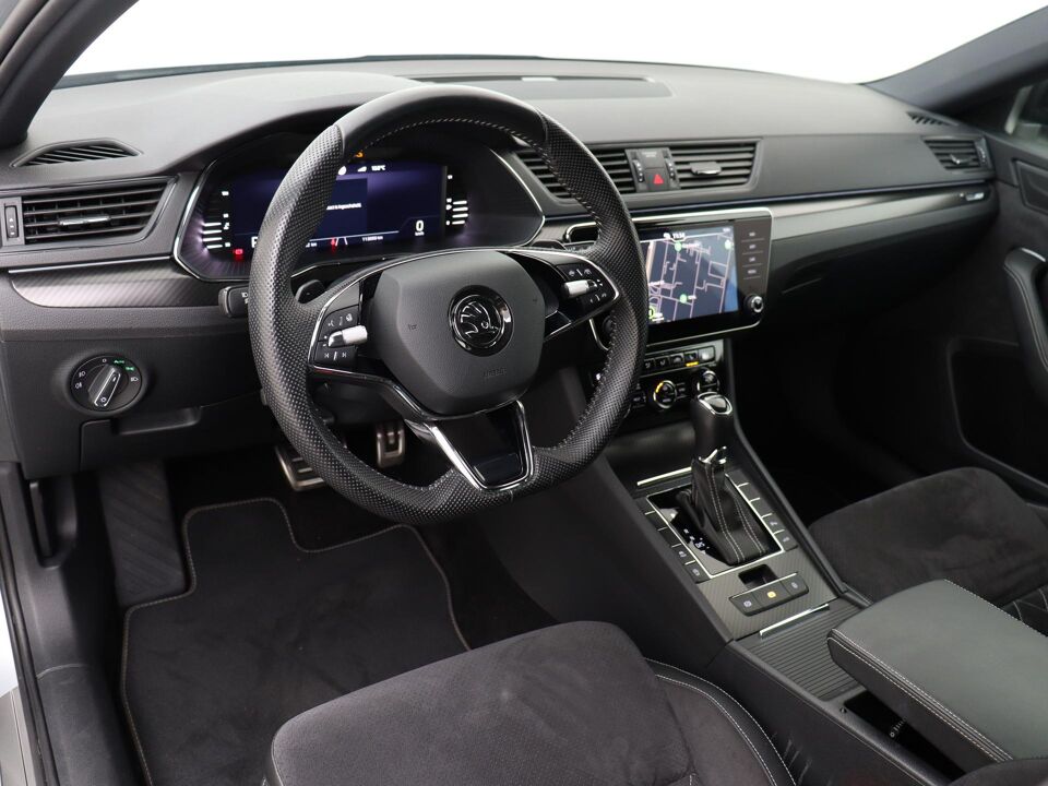 Škoda Superb Combi 1.5 TSI 150 PK DSG Sportline Business