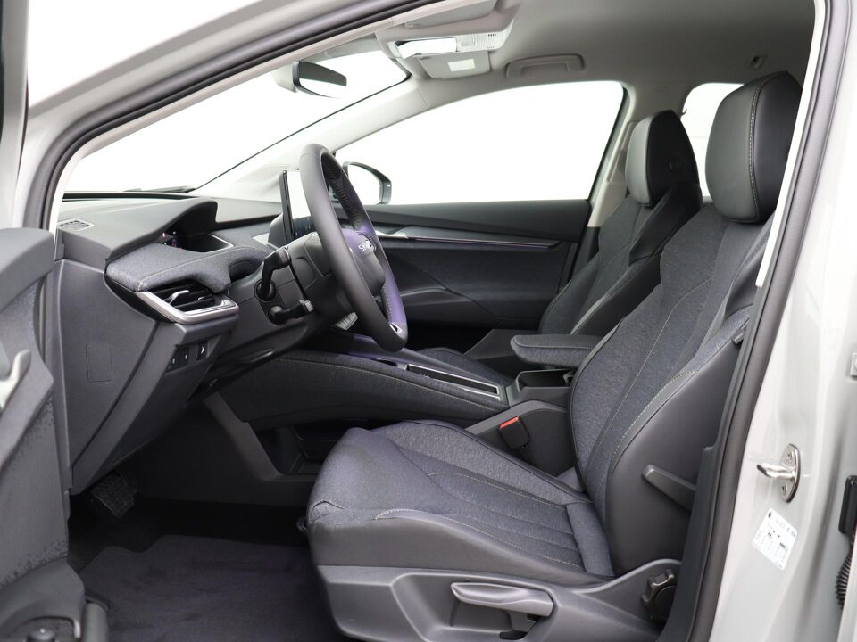 Škoda Elroq Business Edition Tour 210 kW / 286 PK