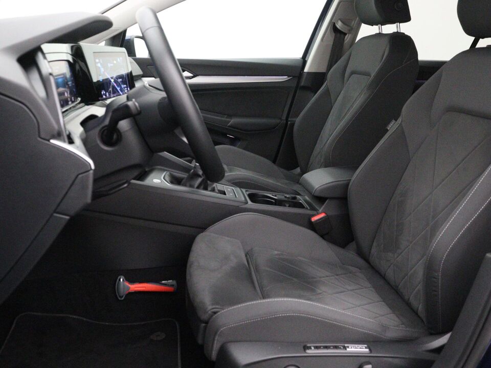 Volkswagen Golf 1.0 TSI Life Business