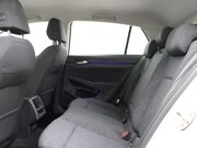 Volkswagen Golf 1.0 TSI 110 PK Life