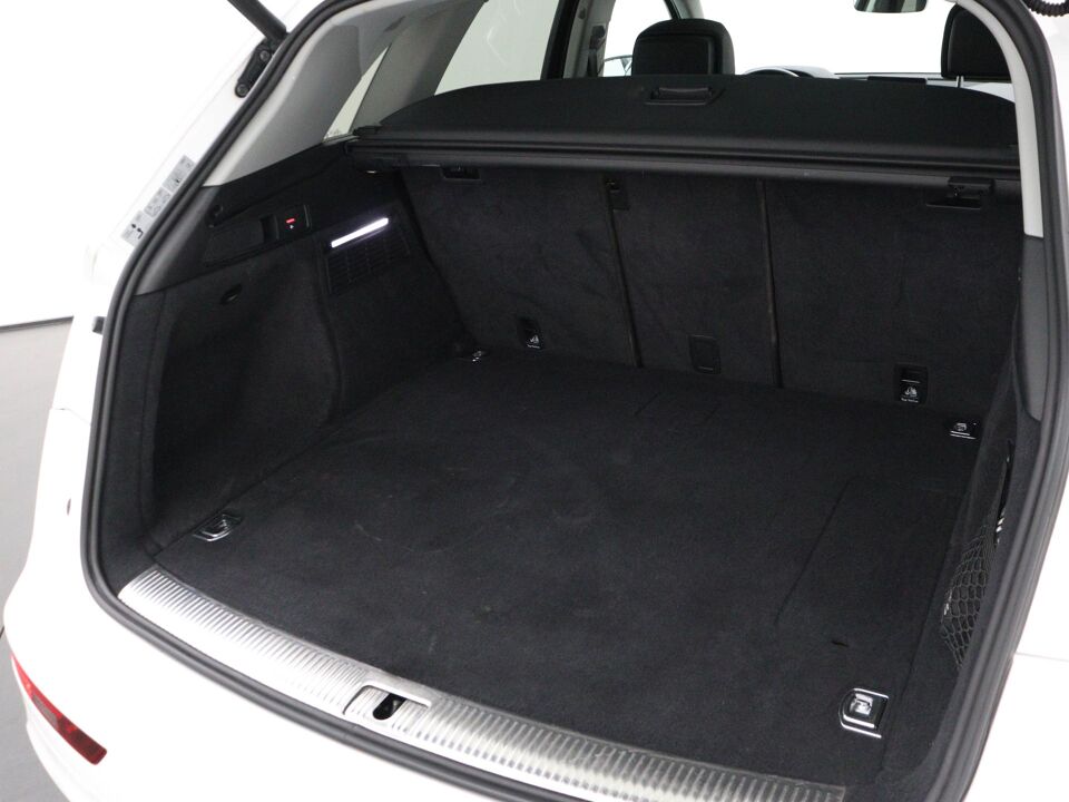 Audi Q5 50 TFSI e S edition