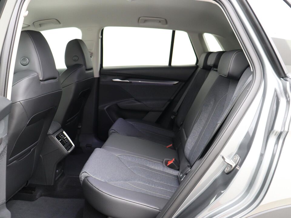Škoda Elroq Business Edition Tour 210 kW / 286 PK